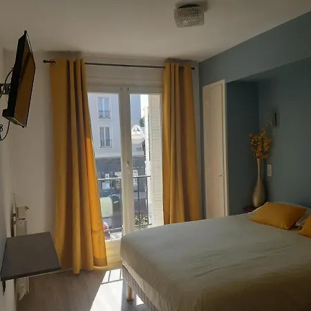 Aunis-saintonge Готель Руаян