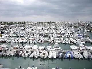 Aunis-saintonge Готель