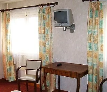 Готель Aunis-saintonge Руаян