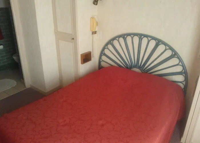 Aunis-saintonge Otel *